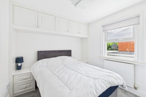 38 Alexandra Road, Basingstoke, RG21 7RQ