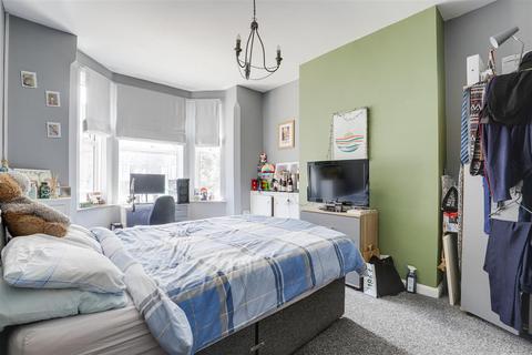 undefined, Waldeck Road, Carrington NG5