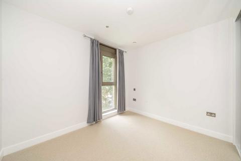 3 bedroom flat for sale, Murphy Street, London SE1