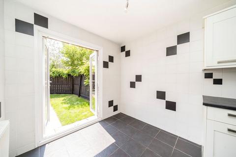 178 Simms Road, London, SE1 5QJ