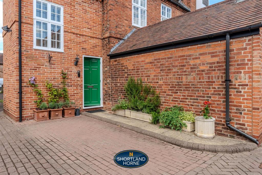 4 School Bell Mews, Stoneleigh WM (26 of 30).jpg