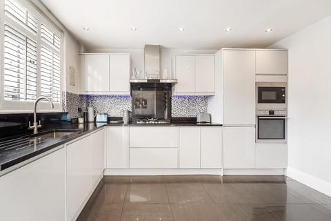 4 bedroom semi-detached house for sale, Gayfere Road, Stoneleigh