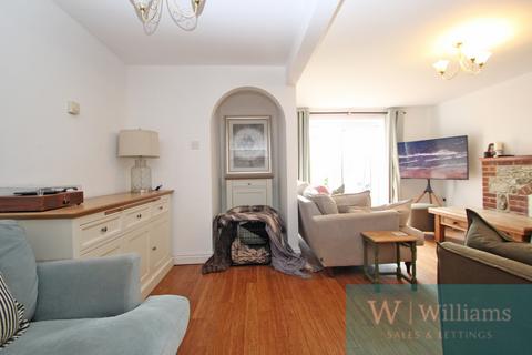 3 bedroom detached house for sale, Pitt Street, Ryde