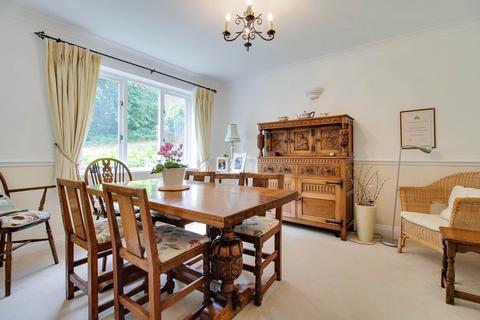 4 bedroom detached house for sale, Lodge Close, Lewes