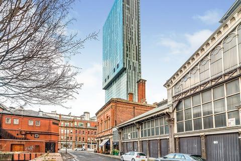 Studio to rent, Deansgate, Manchester M3