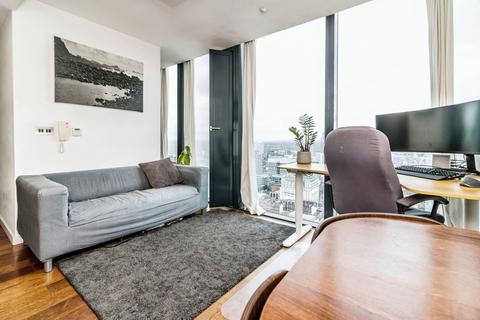 Studio to rent, Deansgate, Manchester M3