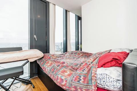 Studio to rent, Deansgate, Manchester M3