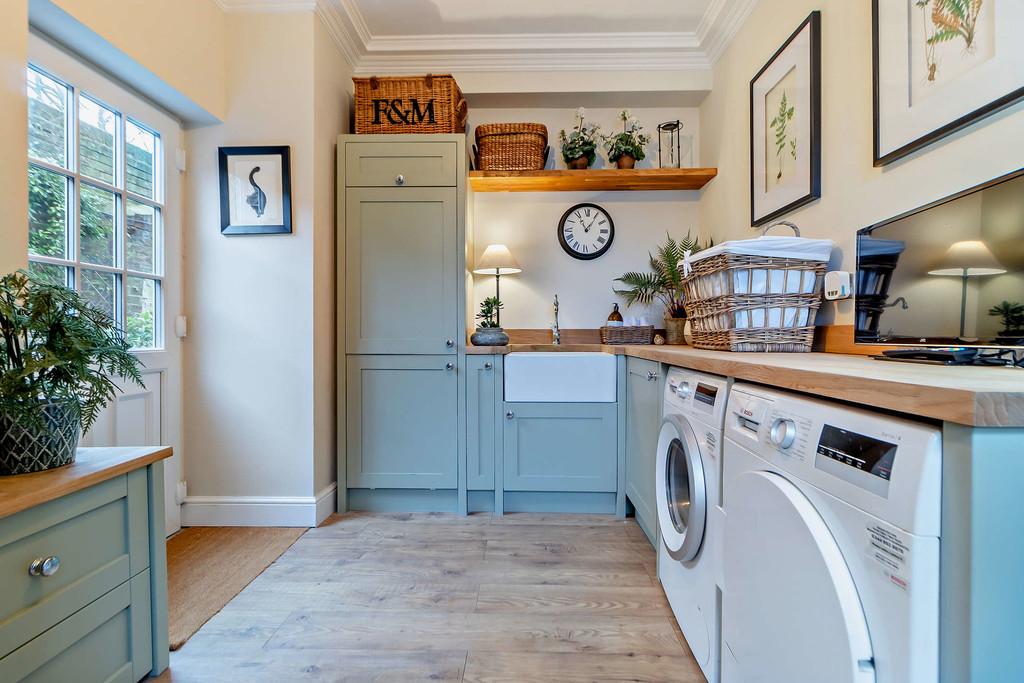 8632598-interior12-800