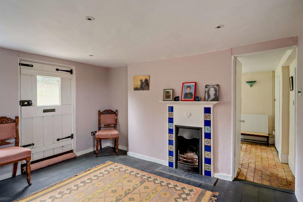 8642411-interior35-800