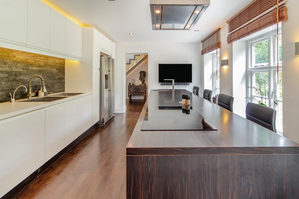 8605532-interior20
