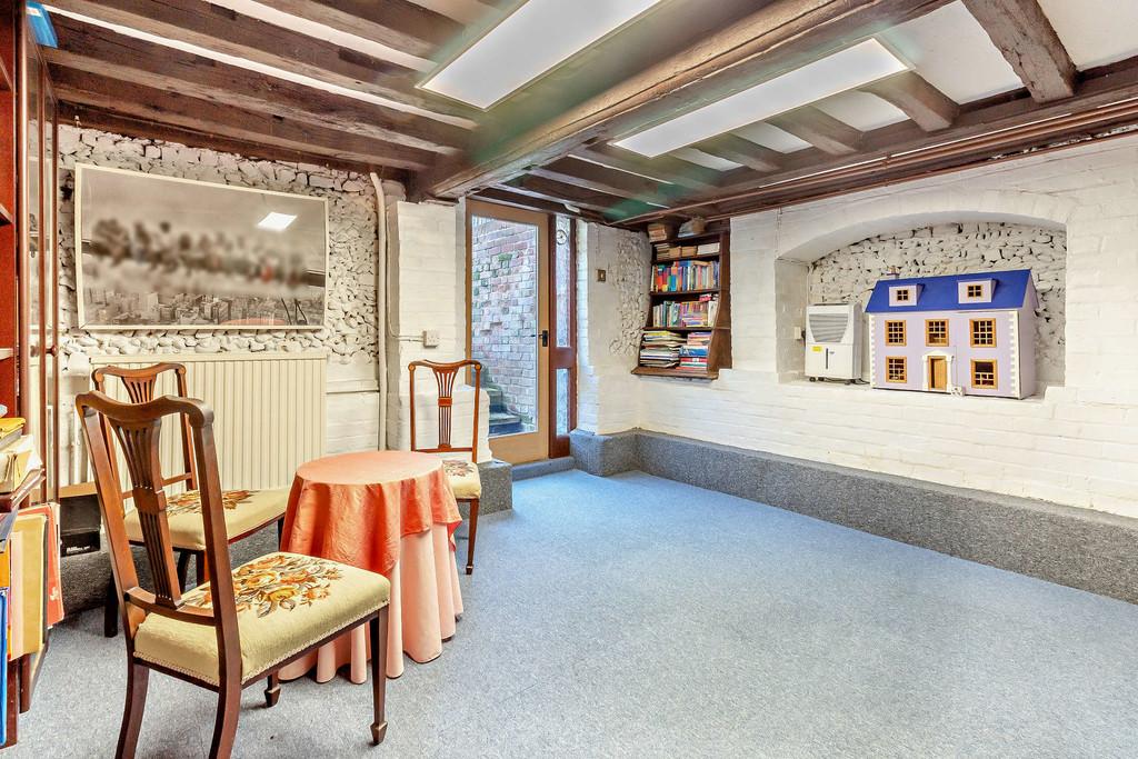 8646346-interior09-800