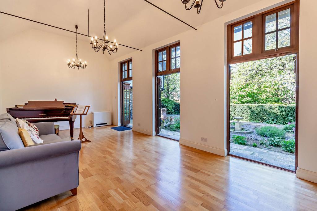 8646346-interior22-800