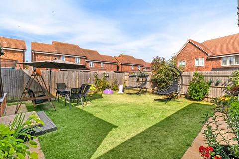4 bedroom detached house for sale, Muir Gate, Bracknell RG42