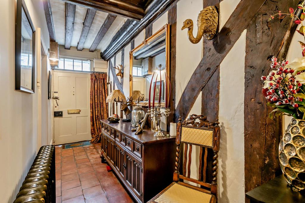 8598428-interior06-800