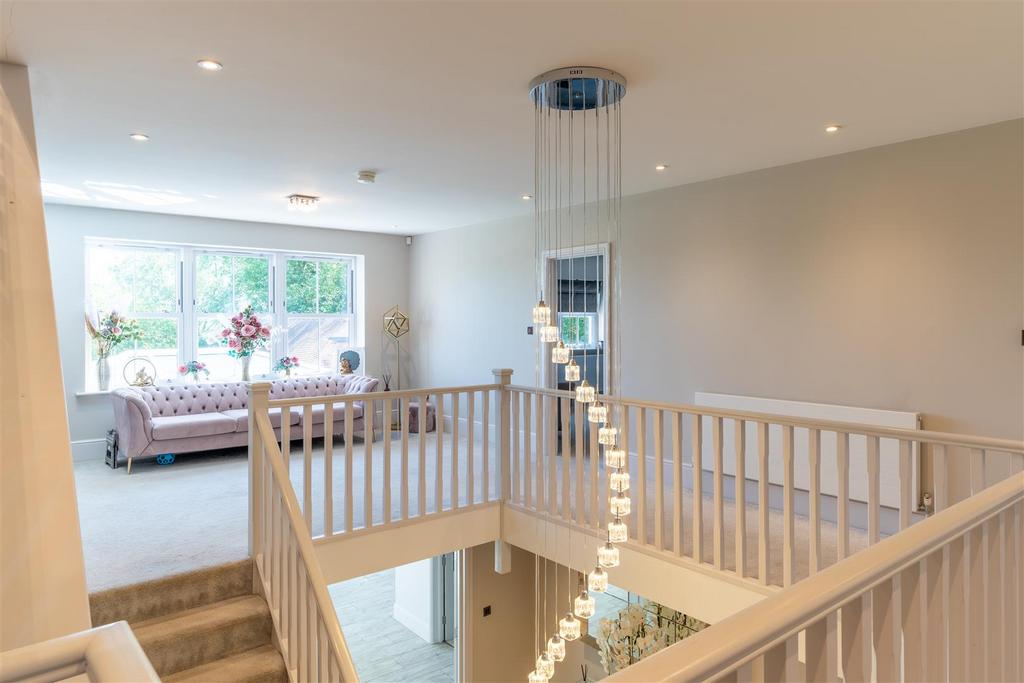 First Floor Galleried Landing with Viewing Area