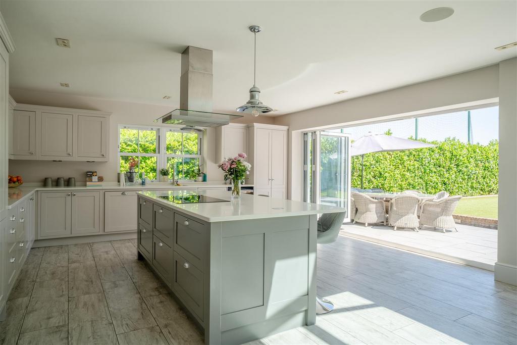 Stunning Kitchen/Diner/Breakfast/Orangery