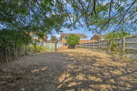 3 bedroom semi-detached house for sale, Mowbray Crescent, Hitchin SG5