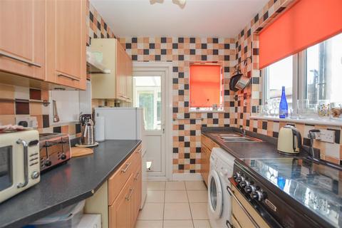 undefined, Warley Mount, Warley, Brentwood