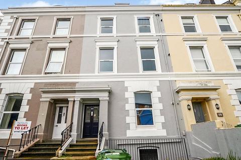 2 bedroom flat to rent, North Road East, Devon PL4