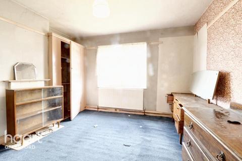 undefined, Kings Avenue, Greenford