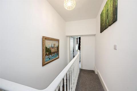 19 Archibald Road, Worthing, BN11 2SL