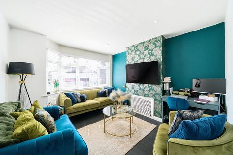 46 Cromwell Road, Caterham, CR3 5JA