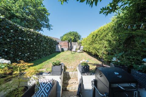 46 Cromwell Road, Caterham, CR3 5JA