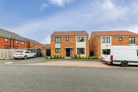 3 bedroom detached house for sale, Rowchester Way, Holystone, NE27