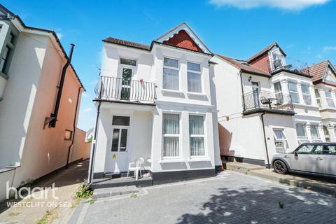 Grosvenor Road, Westcliff-On-Sea