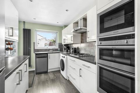 3 bedroom terraced house for sale, Linnet Walk, Wokingham RG41