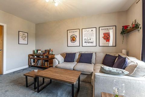 2 bedroom ground floor flat for sale, 32 Bountrees, Jedburgh TD8 6EY