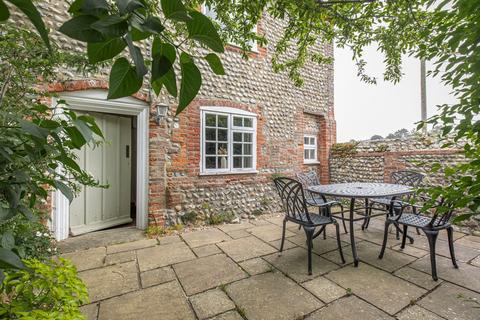 undefined, Chain Free - An Immaculately Presented Grade II Listed Cottage in Sidestrand