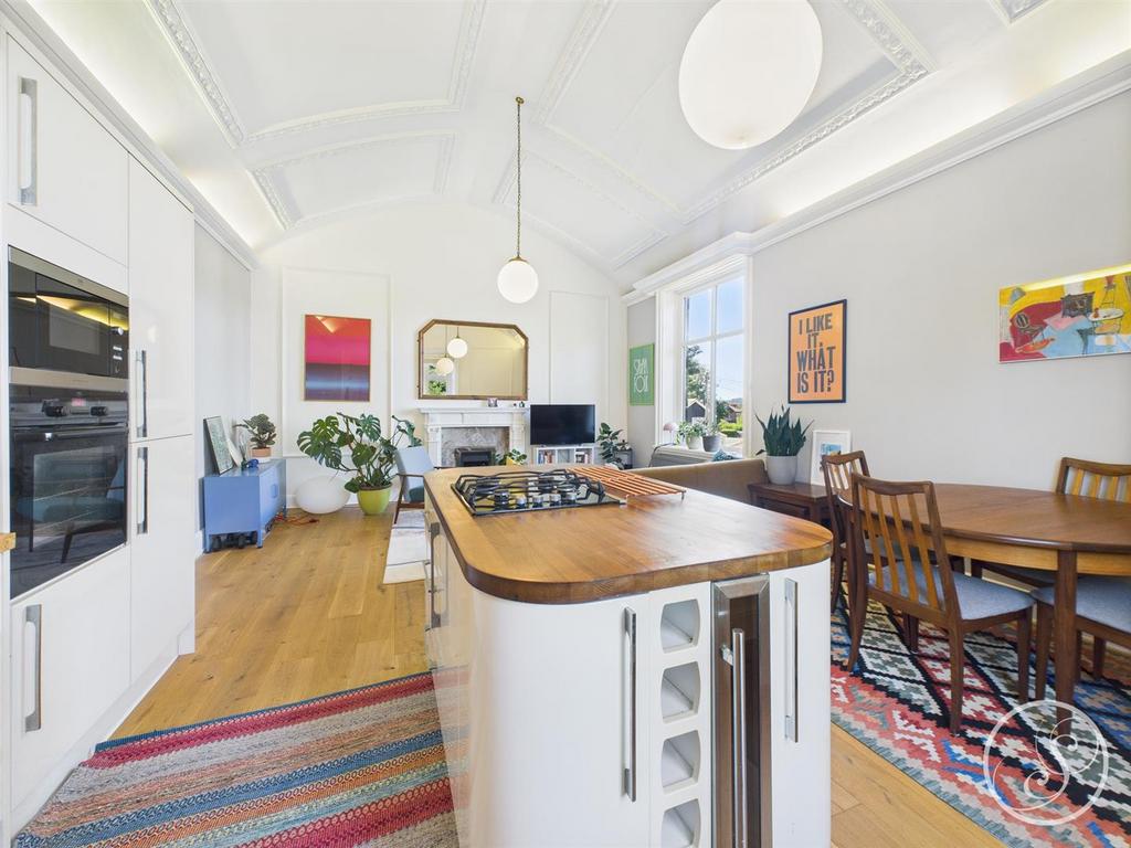 Living/kitchen/diner