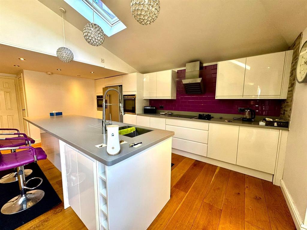 Kitchen diner