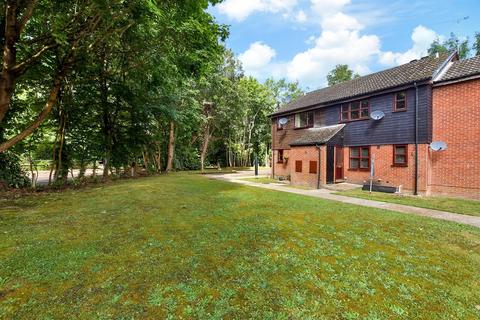 9 Elm Park, Cranleigh, GU6 8UG