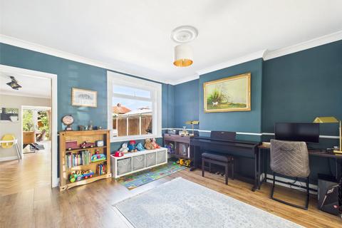127 Tuffley Avenue, Gloucester, GL1 5NP