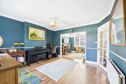 127 Tuffley Avenue, Gloucester, GL1 5NP