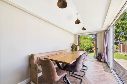 127 Tuffley Avenue, Gloucester, GL1 5NP