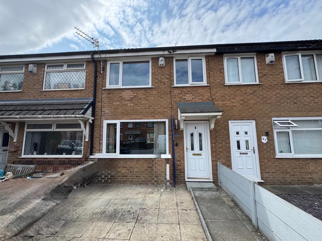 3 Bedroom Town House for Sale
