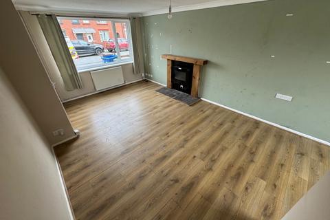 3 bedroom townhouse for sale, Millers Lane, Platt Bridge, Wigan, WN2
