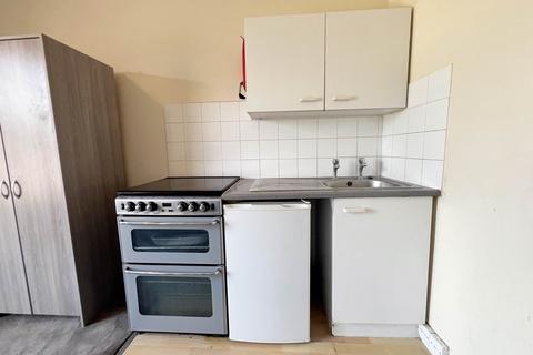undefined, High Town Road, Luton LU2