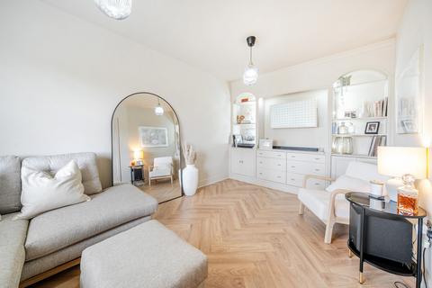3 bedroom semi-detached house for sale, Galloway Grove, Pudsey, West Yorkshire, LS28