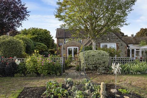 5 bedroom detached house for sale, Hardwick, Bicester