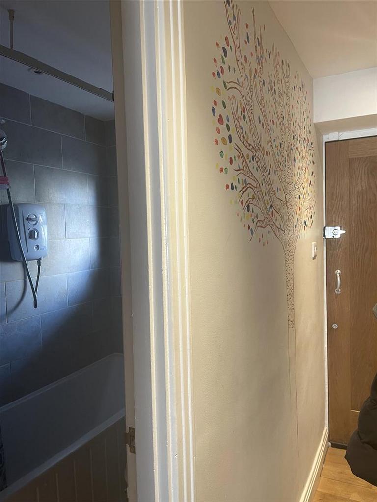 Hallway.jpg