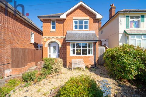 undefined, Newport PO30