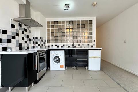 Studio to rent, Moulsham Street, Chelmsford , CM2 0LG