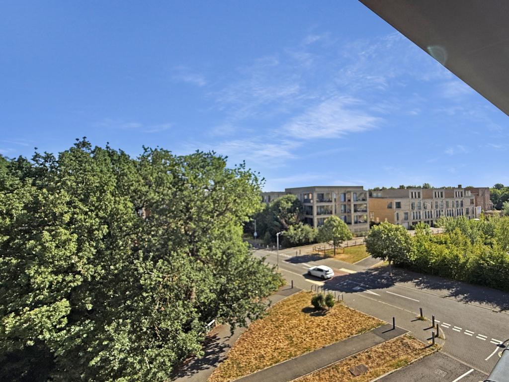 Aa1c9e7b6e03d13db62dd157015a15fabfaff284