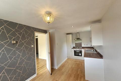1 bedroom flat for sale, Hinton Road, Kingsthorpe, NN2 8NA