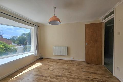 1 bedroom flat for sale, Hinton Road, Kingsthorpe, NN2 8NA