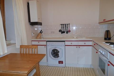 2 bedroom flat to rent, Gordon Street, Aberdeen AB11